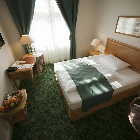 Grandhotel Ambassador Narodni Dum 4*