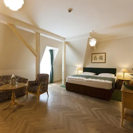 Готель Grandhotel Ambassador Narodni Dum Карлові Вари